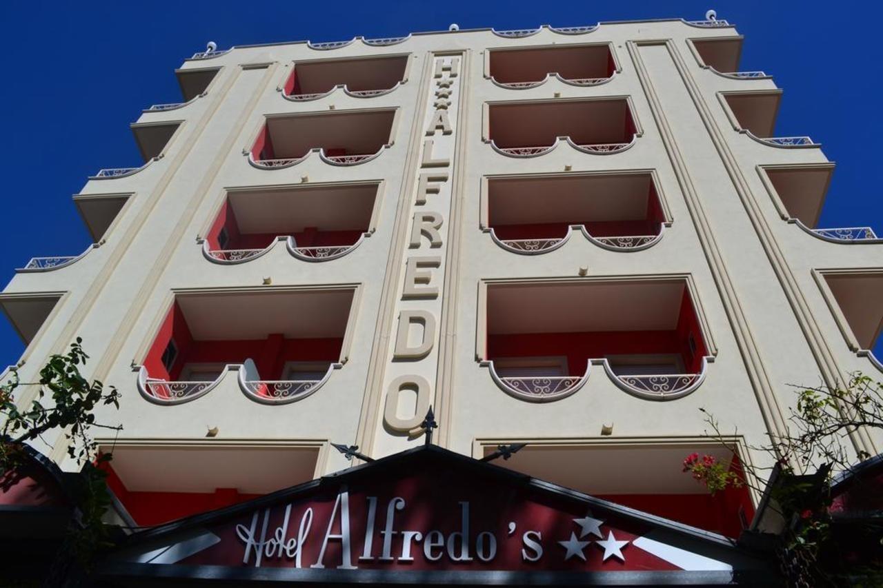 Hotel Alfredo'S Rimini Bagian luar foto